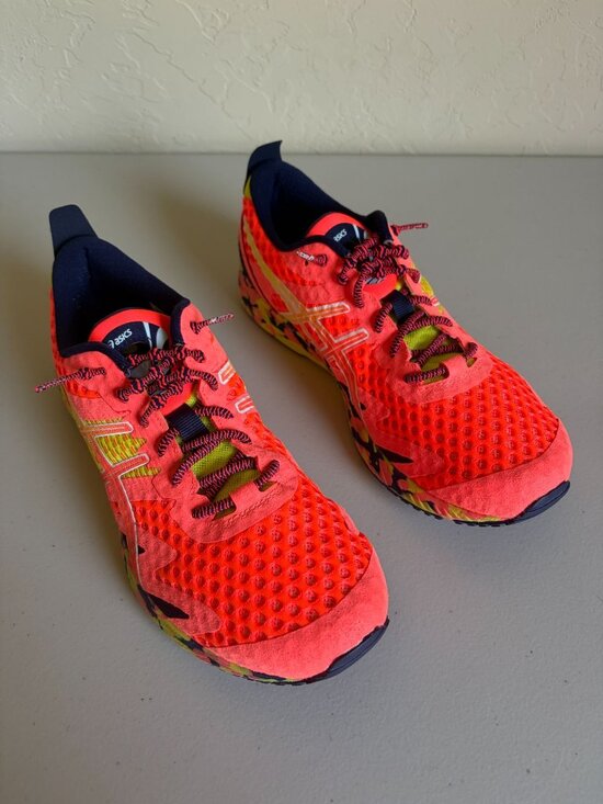 Asics Gel Noosa Tri 12 Running Training Athletic Shoes Flash Coral Men\'s Size 8